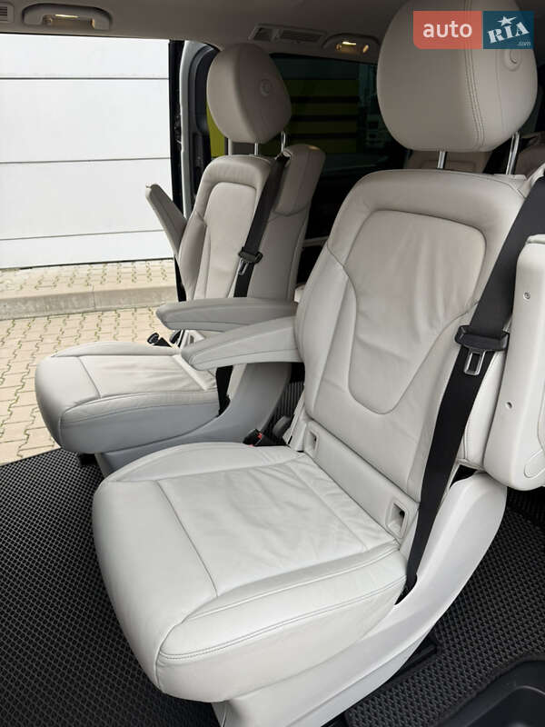 Мінівен Mercedes-Benz V-Class 2016 в Вінниці фото 29 Мінівен Mercedes-Benz V-Class 2016 в Вінниці