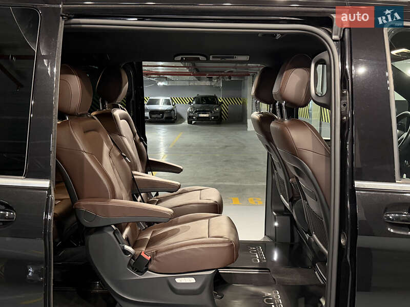 Мінівен Mercedes-Benz V-Class 2017 в Одесі