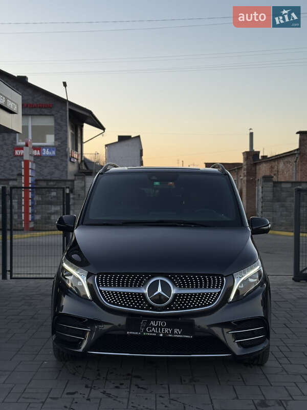 Мінівен Mercedes-Benz V-Class 2021 в Рівному