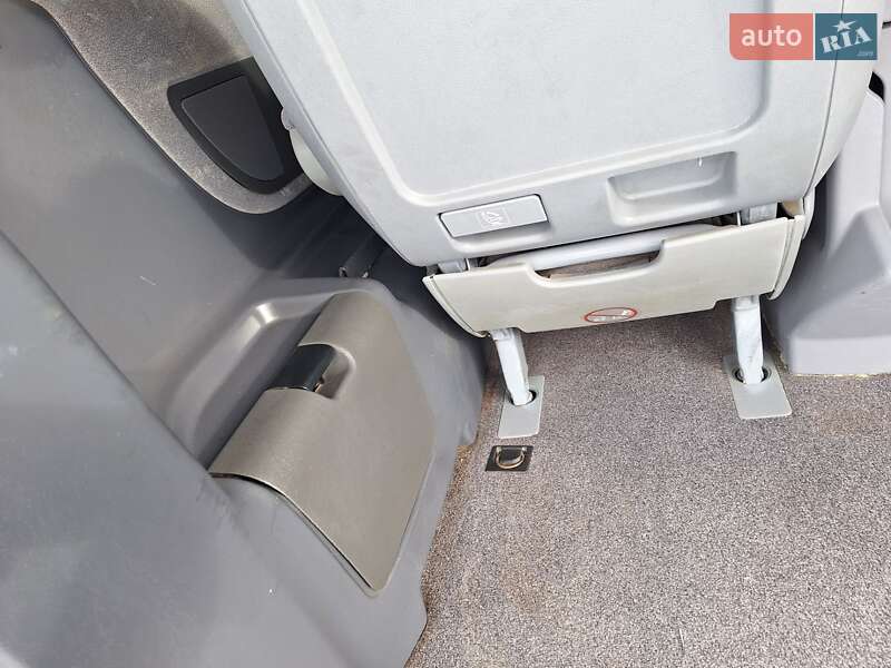 Минивэн Mercedes-Benz V-Class 1999 в Черновцах