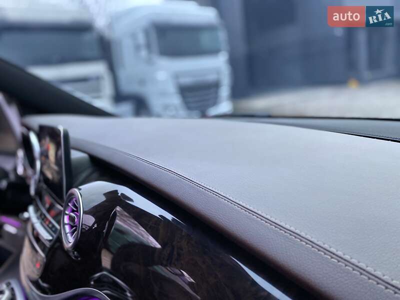 Минивэн Mercedes-Benz V-Class 2014 в Мукачево