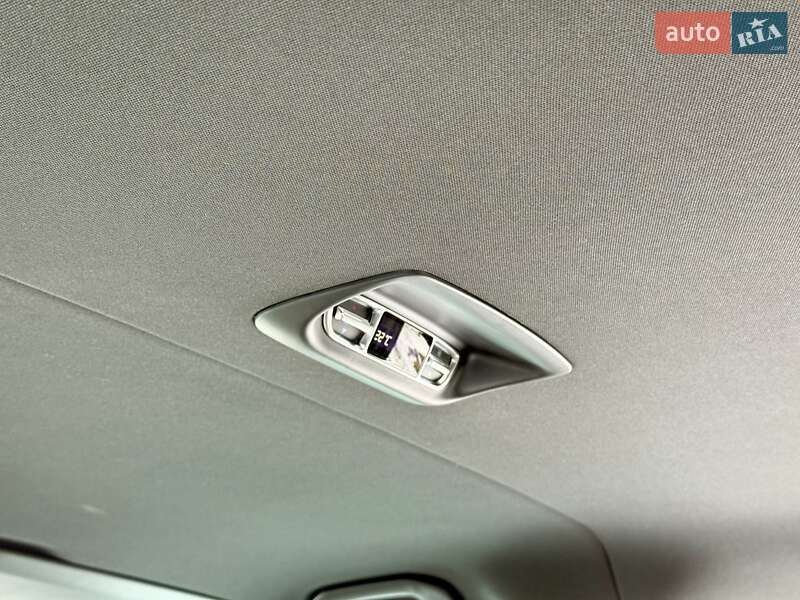 Мінівен Mercedes-Benz V-Class 2020 в Дніпрі