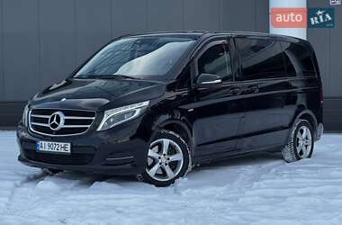 Минивэн Mercedes-Benz V-Class 2015 в Киеве