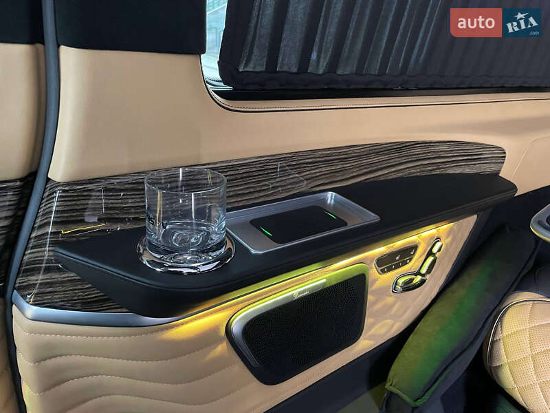 Мінівен Mercedes-Benz V-Class 2021 в Києві фото 15 Мінівен Mercedes-Benz V-Class 2021 в Києві