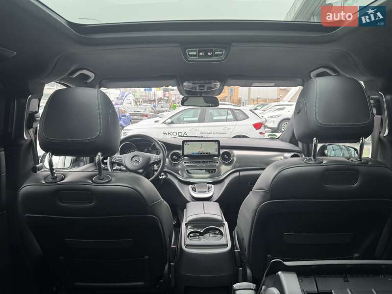 Минивэн Mercedes-Benz V-Class 2021 в Киеве