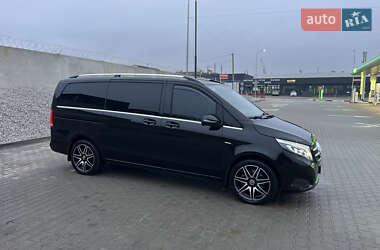 Мінівен Mercedes-Benz V-Class 2016 в Києві