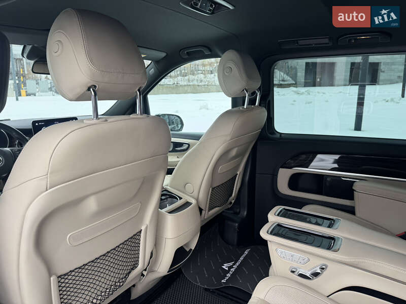 Мінівен Mercedes-Benz V-Class 2022 в Києві