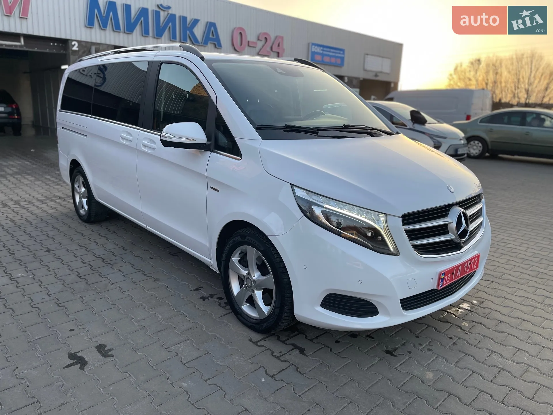 Mercedes-Benz V-Class 2015
