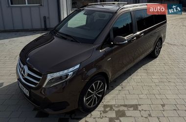 Минивэн Mercedes-Benz V-Class 2016 в Луцке