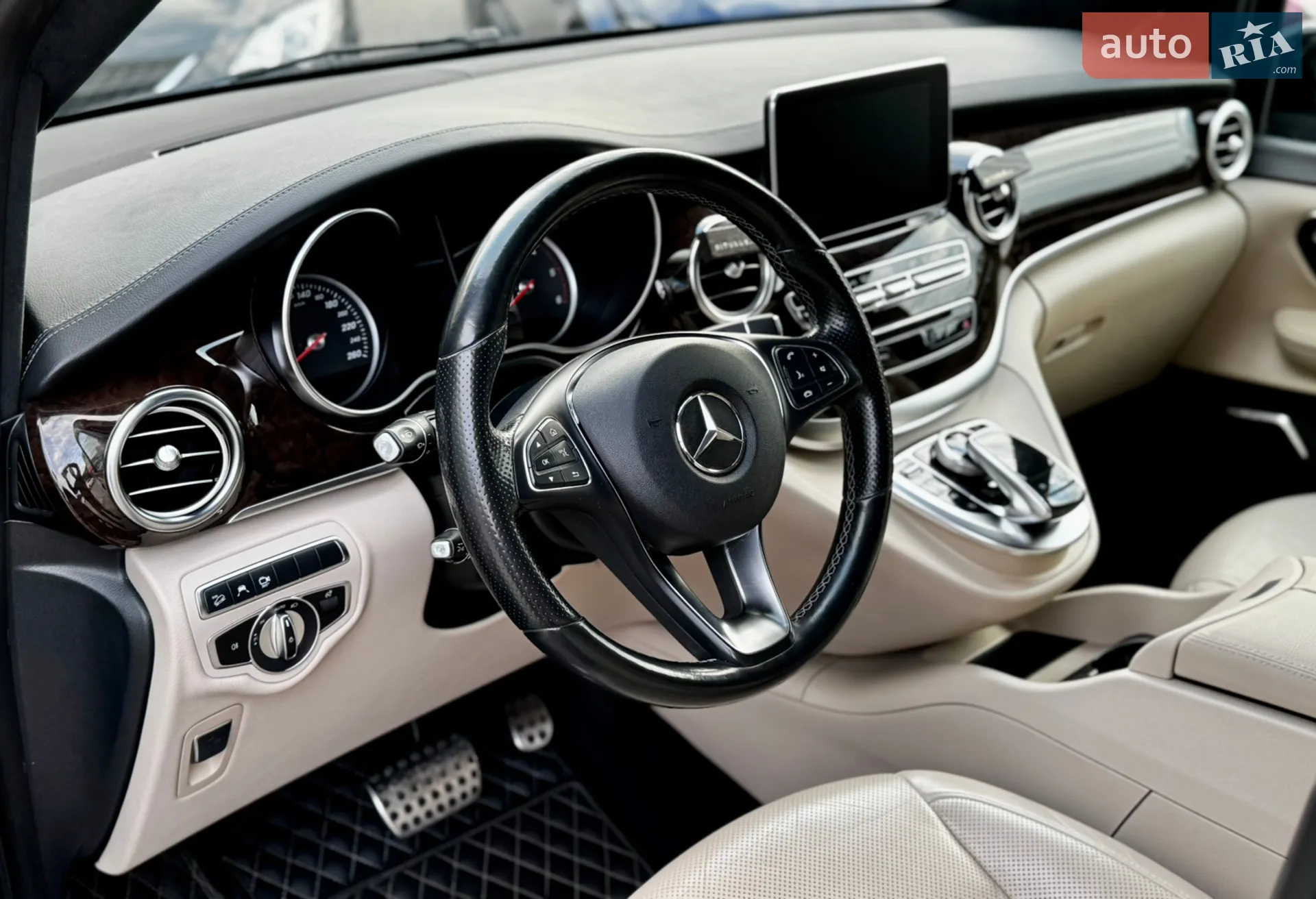 2017 Mercedes-Benz V-klasse - мініатюра 23