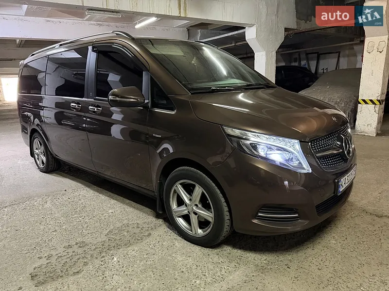 Mercedes-Benz V-Class