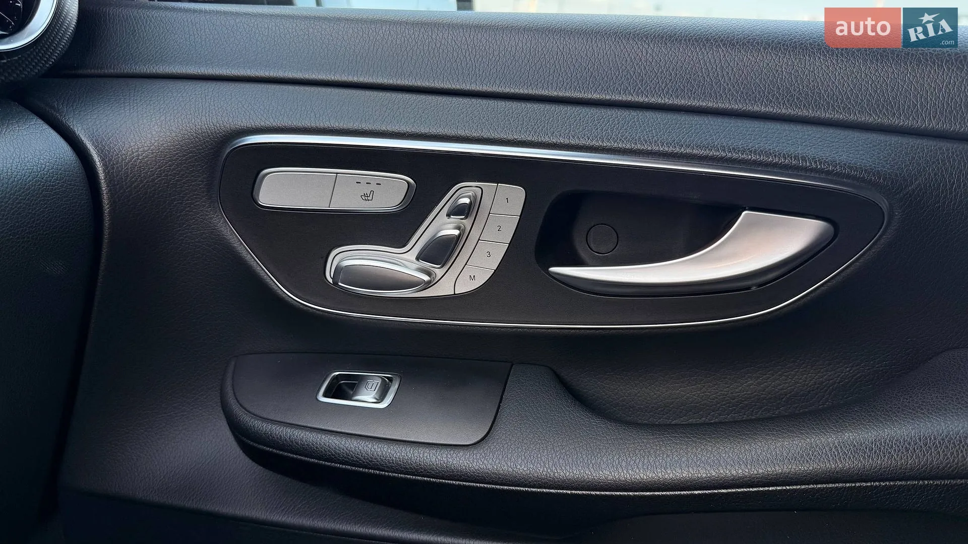 2021 Mercedes-Benz V-klasse - мініатюра 24