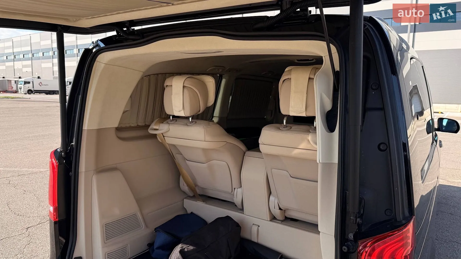 2021 Mercedes-Benz V-klasse - мініатюра 35