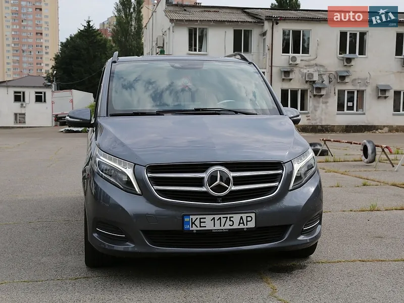 Mercedes-Benz V-Class