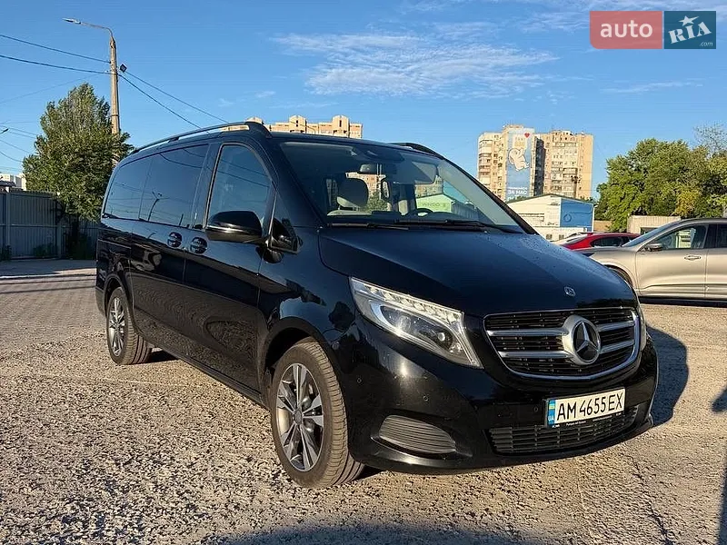Mercedes-Benz V-Class