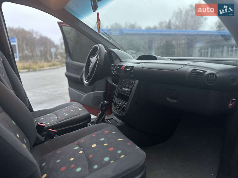 Минивэн Mercedes-Benz Vaneo 2003 в Славуте