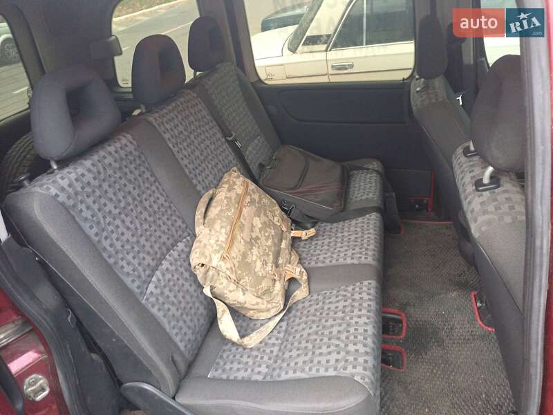 Минивэн Mercedes-Benz Vaneo 2002 в Черкассах