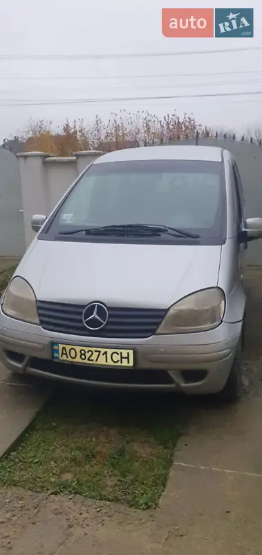 Mercedes-Benz Vaneo 2002