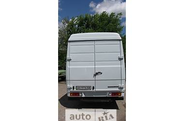 Пригородный автобус Mercedes-Benz Vario 1999 в 