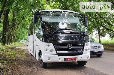 Туристический / Междугородний автобус Mercedes-Benz Vario 2010 в Ровно