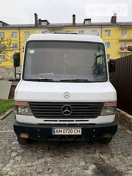 Грузовой фургон Mercedes-Benz Vario 1999 в Звягеле