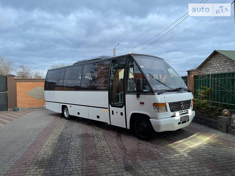 Туристический / Междугородний автобус Mercedes-Benz Vario 2002 в Киеве