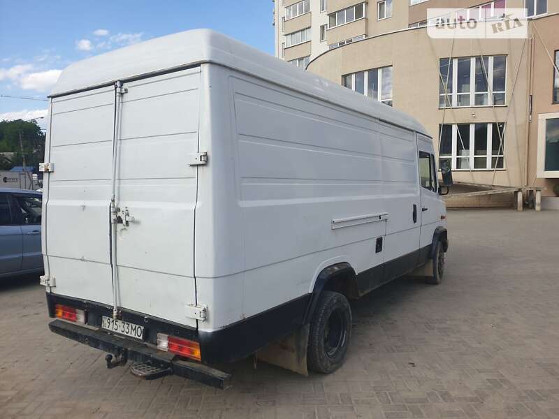 Вантажний фургон Mercedes-Benz Vario 1997 в Чернівцях
