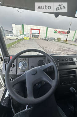 Грузовой фургон Mercedes-Benz Vario 1996 в Тячеве