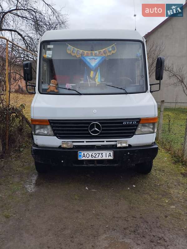Вантажний фургон Mercedes-Benz Vario 1997 в Тячеві