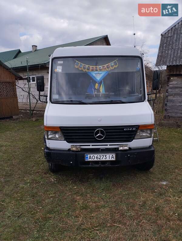 Вантажний фургон Mercedes-Benz Vario 1997 в Тячеві