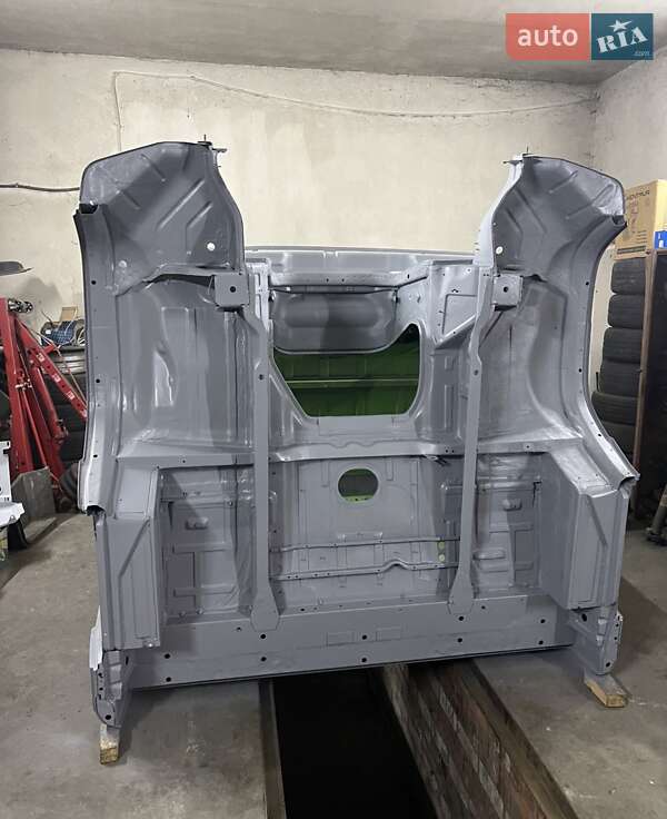 Евакуатор Mercedes-Benz Vario 1997 в Славуті