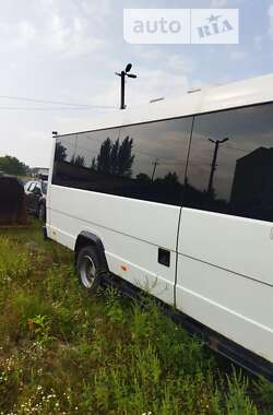 Туристический / Междугородний автобус Mercedes-Benz Vario 2009 в Черновцах