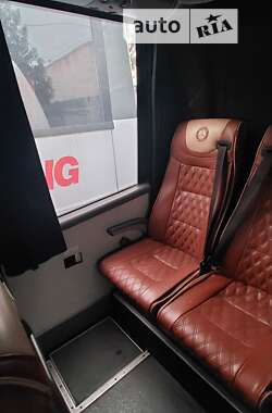 Туристический / Междугородний автобус Mercedes-Benz Vario 2006 в 