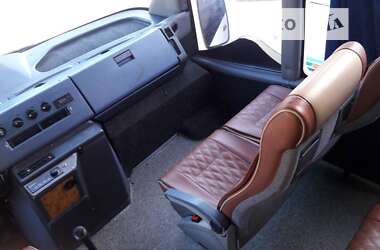 Туристический / Междугородний автобус Mercedes-Benz Vario 2006 в 