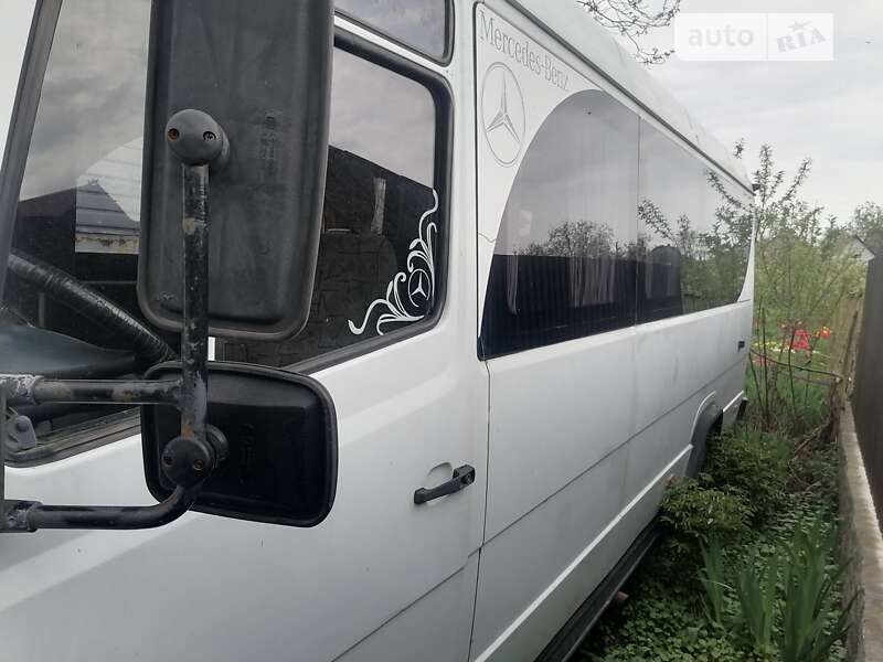 Туристичний / Міжміський автобус Mercedes-Benz Vario 1999 в Світловодську
