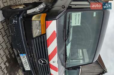 Грузовой фургон Mercedes-Benz Vario 2002 в Ровно