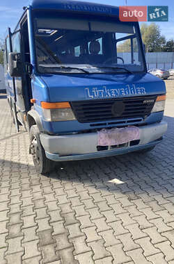 Туристичний / Міжміський автобус Mercedes-Benz Vario 2000 в 