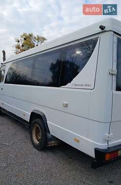 Другие автобусы Mercedes-Benz Vario 2002 в 