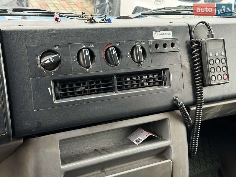 Вантажопасажирський фургон Mercedes-Benz Vario 2011 в Луцьку