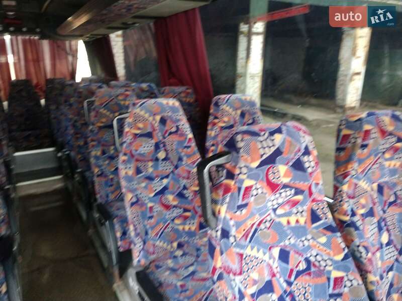 Туристический / Междугородний автобус Mercedes-Benz Vario 1999 в Ивано-Франковске