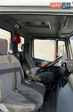 Тентованый Mercedes-Benz Vario 1998 в 