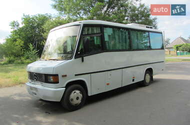 Туристичний / Міжміський автобус Mercedes-Benz Vario 1997 в 