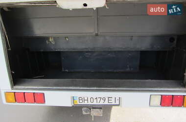 Туристичний / Міжміський автобус Mercedes-Benz Vario 1997 в 