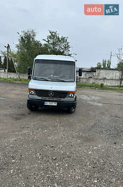 Евакуатор Mercedes-Benz Vario 1998 в Павлограді