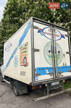 Рефрижератор Mercedes-Benz Vario 2000 в 