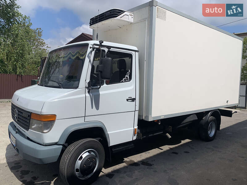 Рефрижератор Mercedes-Benz Vario 2000 в 