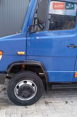 Вантажний фургон Mercedes-Benz Vario 2005 в 