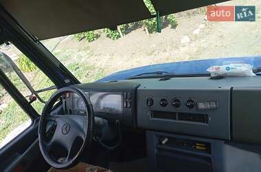 Вантажний фургон Mercedes-Benz Vario 2005 в 