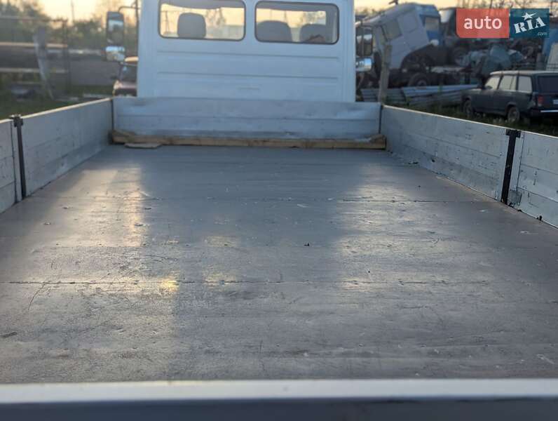 Борт Mercedes-Benz Vario 1999 в Львове