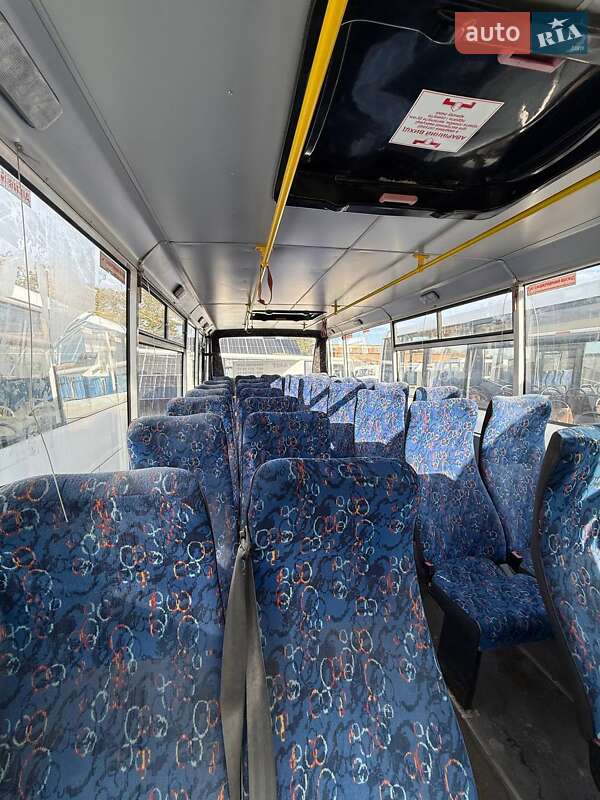 Городской автобус Mercedes-Benz Vario 2013 в Лозовой